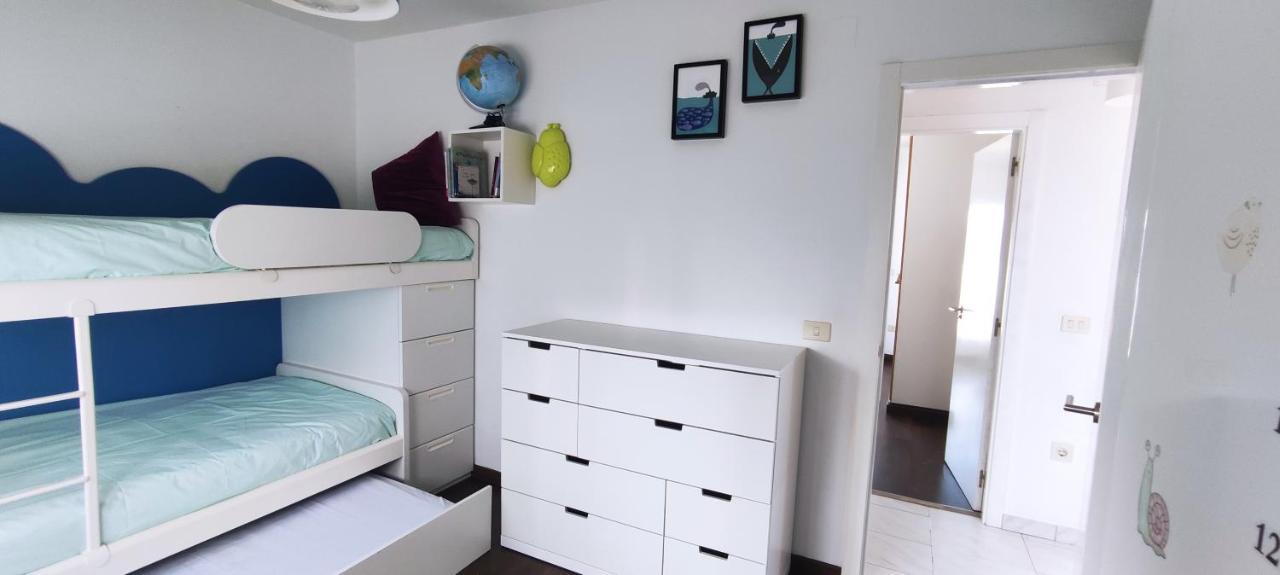 Atico Con Amplia Terraza Y Espectaculares Vistas Lejlighed Sanxenxo Eksteriør billede